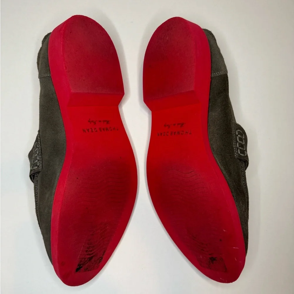 Thomas Dean Taupe Suede Loafers with Vibrant Red Soles Size 9